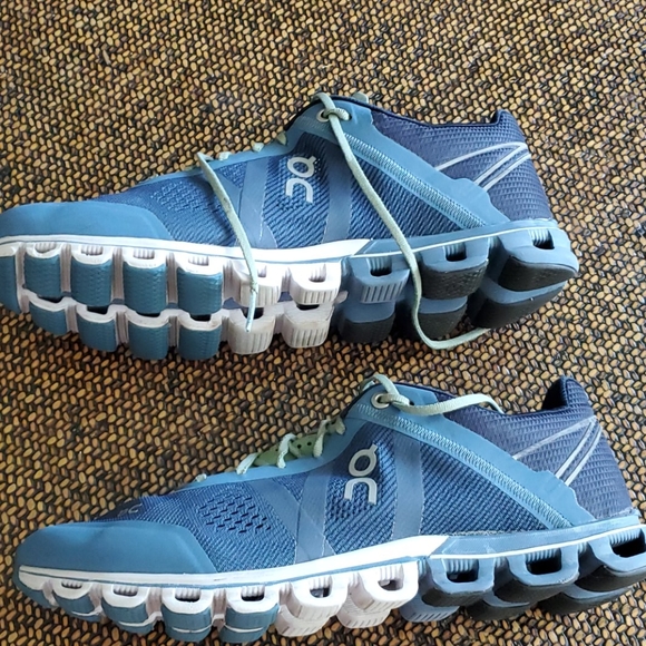 On running cloudflow cloudtec QC running - Picture 2 of 6